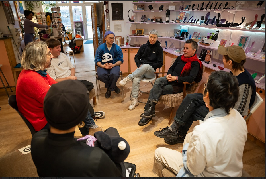 21.10.26 // Poly Discussion Group (EN)